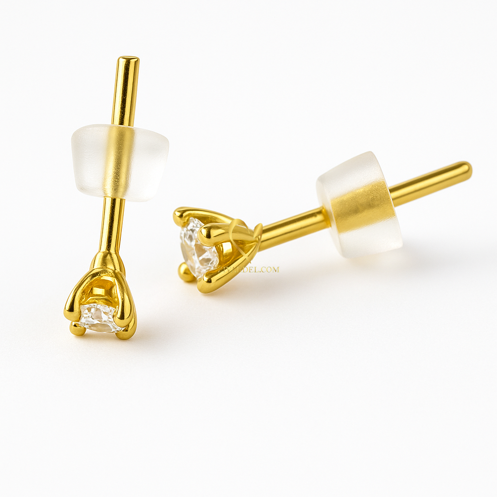 گوشواره میخی نگین دار مینیمال