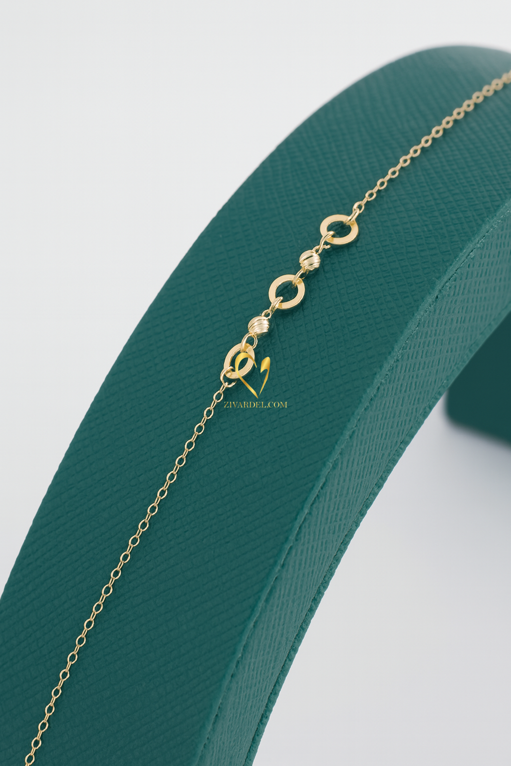 دستبند آبرنادو با طراحی دایره‌ای